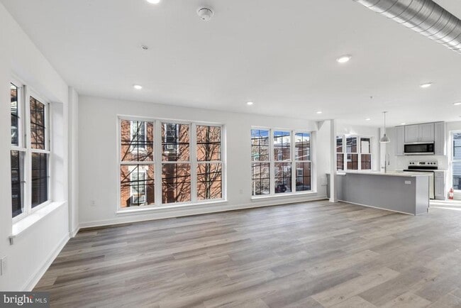 property at 1116 S 7th St