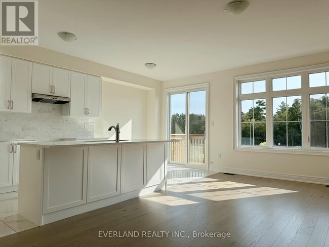 property at 50 Hercules Clb Dr