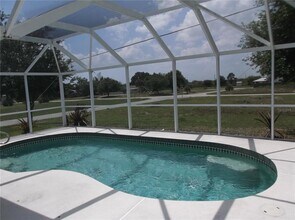 3187 Sulstone Dr in Punta Gorda, FL - Building Photo - Building Photo