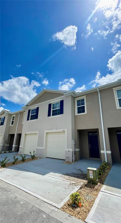 1089 Blue Jay Dr in Davenport, FL - Foto de edificio - Building Photo