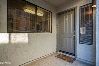 10115 E Mountain View Rd in Scottsdale, AZ - Building Photo - Building Photo