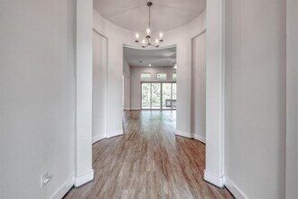 251 Raptor Beak Wy in Cedar Creek, TX - Building Photo - Building Photo