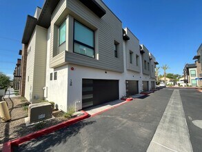 138 E Lexington Ave in Gilbert, AZ - Building Photo - Building Photo