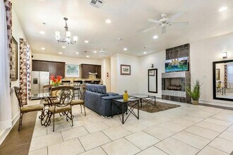 1812 Carondelet St in New Orleans, LA - Building Photo - Building Photo