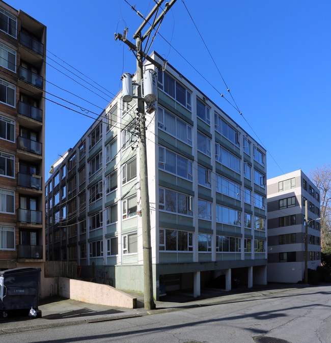 Bella Vista Apartments in Vancouver, BC - Building Photo - Building Photo