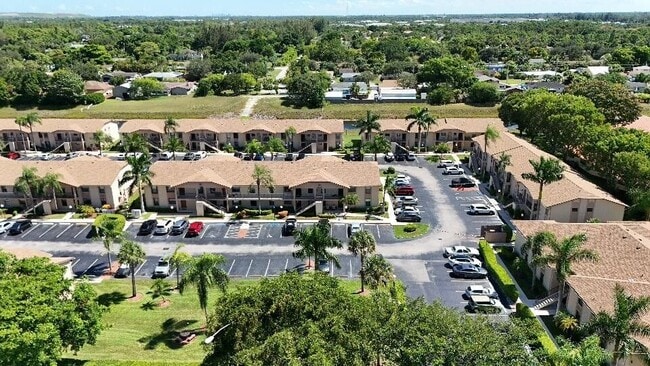 9480 Boca Cove Cir in Boca Raton, FL - Building Photo - Building Photo