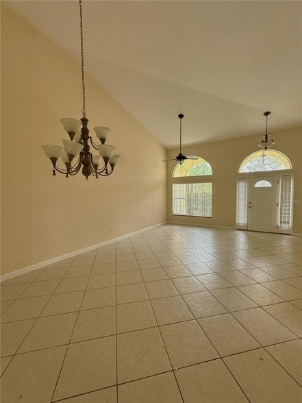 1 Pony Express Dr in Palm Coast, FL - Building Photo - Building Photo