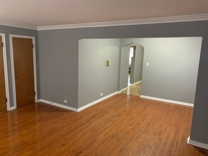 2345 Ridgeland Ave in Berwyn, IL - Building Photo - Building Photo