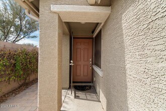 2039 E Saddlebrook Rd in Gilbert, AZ - Building Photo - Building Photo