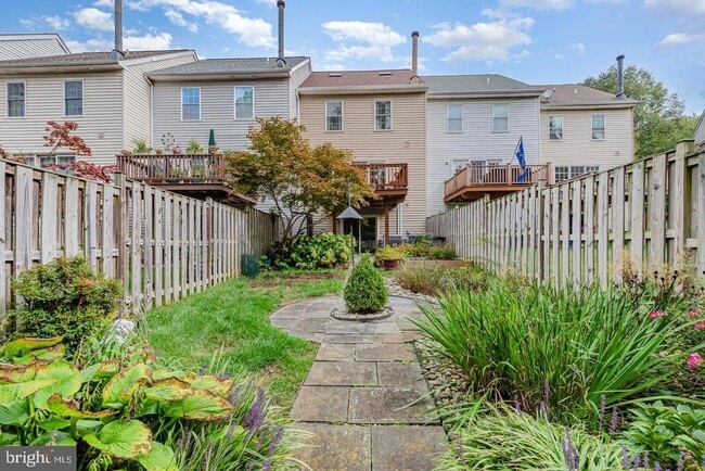 property at 3954 Forest Valley Rd