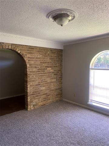 1033 Rosewood Dr in Desoto, TX - Building Photo - Building Photo