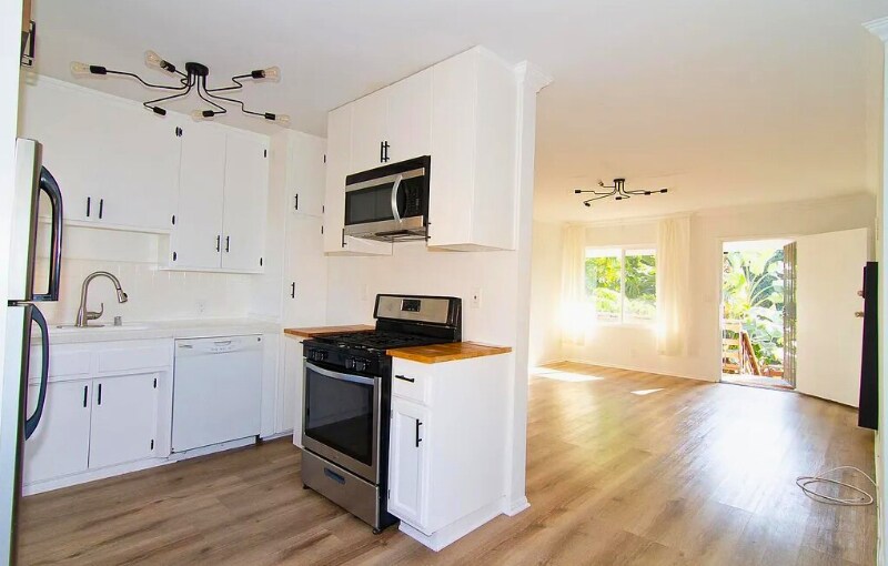 4137 Wade St in Los Angeles, CA - Building Photo