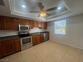 1615 SE 46th Ln in Cape Coral, FL - Building Photo - Building Photo