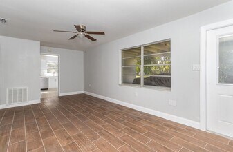 4610 Barley St in Orlando, FL - Building Photo - Building Photo