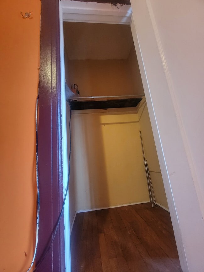 107 Bassett St in Syracuse, NY - Foto de edificio - Building Photo