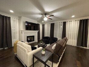 2902 SW Nottingham Ave in Bentonville, AR - Building Photo - Building Photo