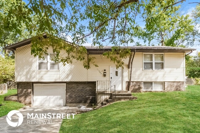 property at 11943 Sycamore Ave