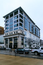 Residences at 429 in Indianapolis, IN - Foto de edificio - Building Photo