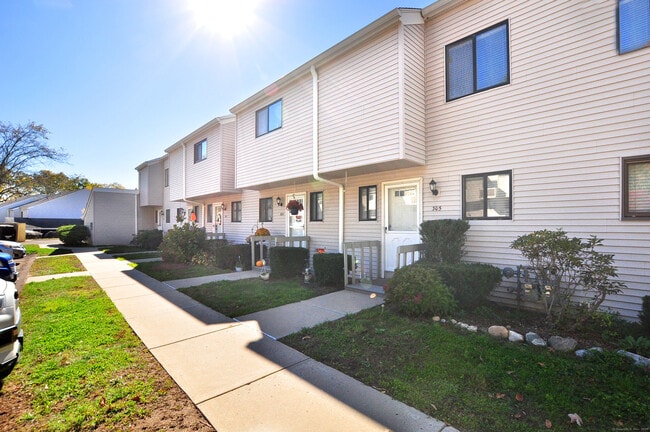 property at 305 Timber Ln