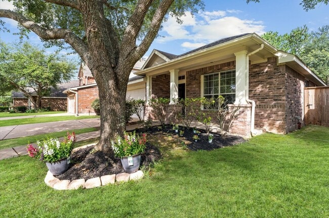 property at 5414 Barleycorn Ln