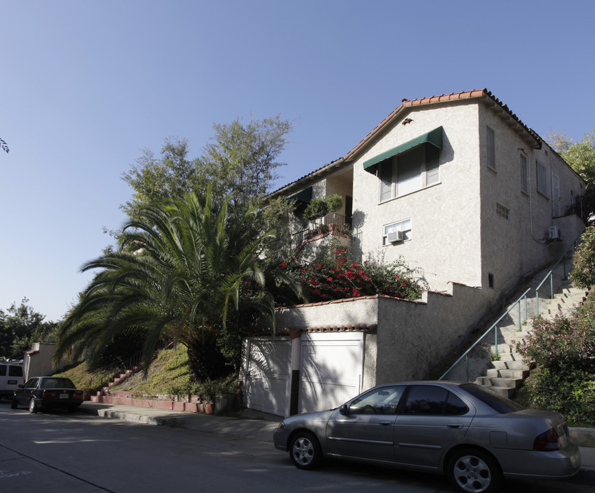 921-927 Tularosa Dr in Los Angeles, CA - Foto de edificio
