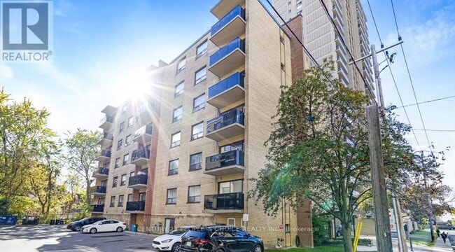 property at 839 Roselawn Ave