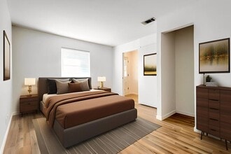 524 N Woods St in Sherman, TX - Building Photo - Building Photo