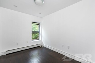 369 Tompkins Ave in Brooklyn, NY - Building Photo - Building Photo