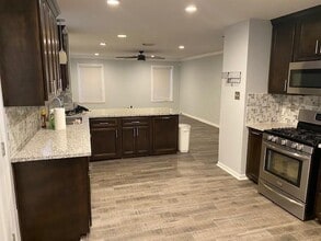 13934 Beckwith Dr in Houston, TX - Building Photo - Building Photo