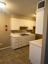 Crown Ridge Apartments in Lubbock, TX - Foto de edificio - Building Photo