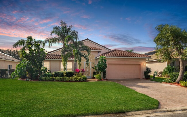 property at 431 NW Coolwater Ct