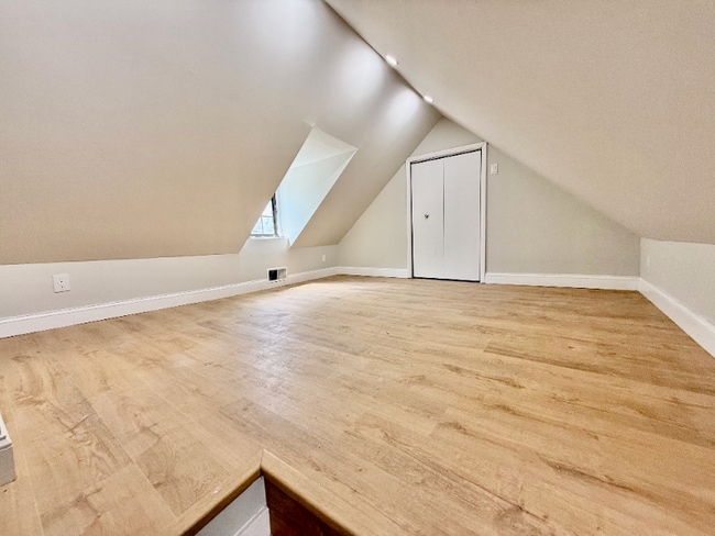 property at 1005 Frankford Ave