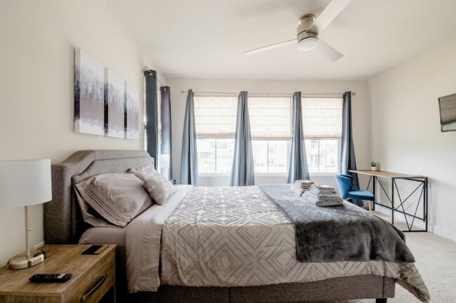 property at 5800 Addison Gate Dr