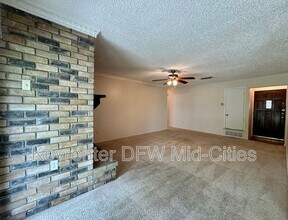 338 Beatty Dr in Grand Prairie, TX - Building Photo - Building Photo