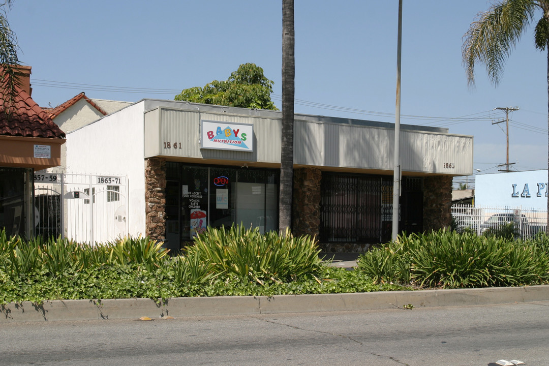 1861 Pacific Ave in Long Beach, CA - Building Photo