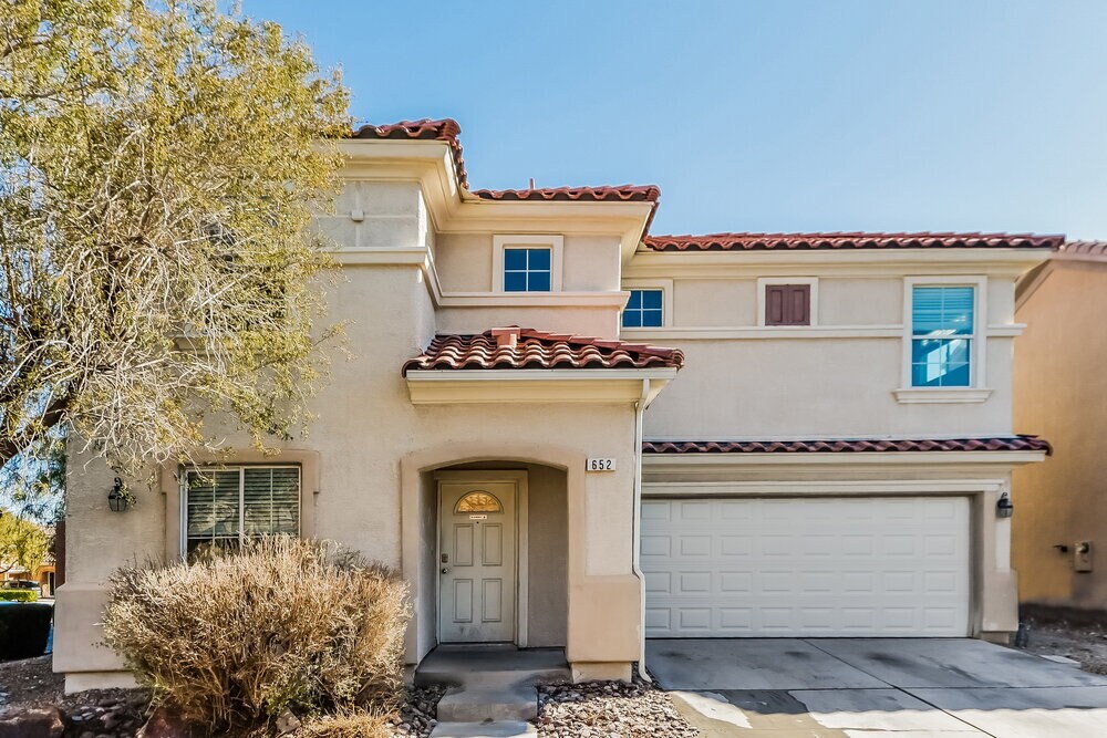 652 Shadwell St in Las Vegas, NV - Foto de edificio