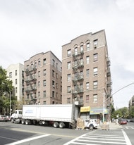 209 E 165th St in Bronx, NY - Building Photo