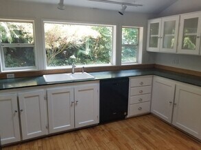 2160 Shamrock Rd NW in Bremerton, WA - Building Photo - Building Photo