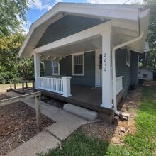 2012 SW Van Buren St in Topeka, KS - Building Photo - Building Photo