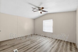 825 Dawn Light Dr in Arlington, TX - Building Photo - Building Photo