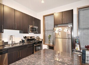 1260 N Bosworth Ave in Chicago, IL - Building Photo - Building Photo