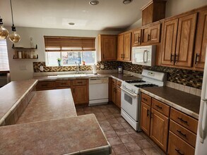 2411 W Rock Island Ave in Flagstaff, AZ - Building Photo - Building Photo