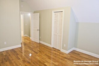 17 Imrie Rd, Unit 1 in Boston, MA - Building Photo - Building Photo