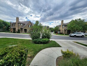 6973 Sienna Park Ln in Midvale, UT - Building Photo - Building Photo