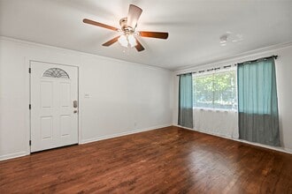 4413 W 43rd St in Houston, TX - Building Photo - Building Photo