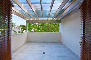 2913 SW 30th Ct in Miami, FL - Building Photo