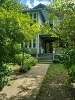 705 W Healey St, Unit 705 Healey in Champaign, IL - Building Photo