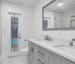 101 SW 53rd Ave in Plantation, FL - Building Photo - Building Photo