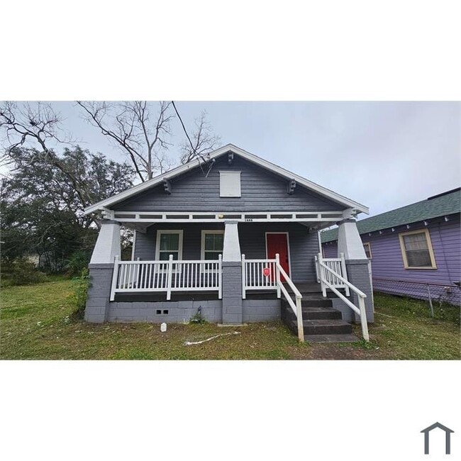 property at 1446 W 23rd St