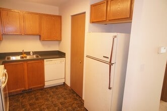 24708 George Washington Dr in Plainfield, IL - Building Photo - Building Photo